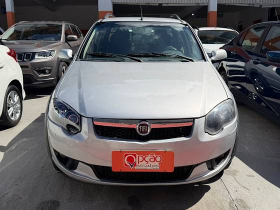 FIAT STRADA 1.6 MPI TREKKING CD 16V FLEX 3P MANUAL FIAT STRADA 1.6 MPI TREKKING CD 16V FLEX 3P MANUAL